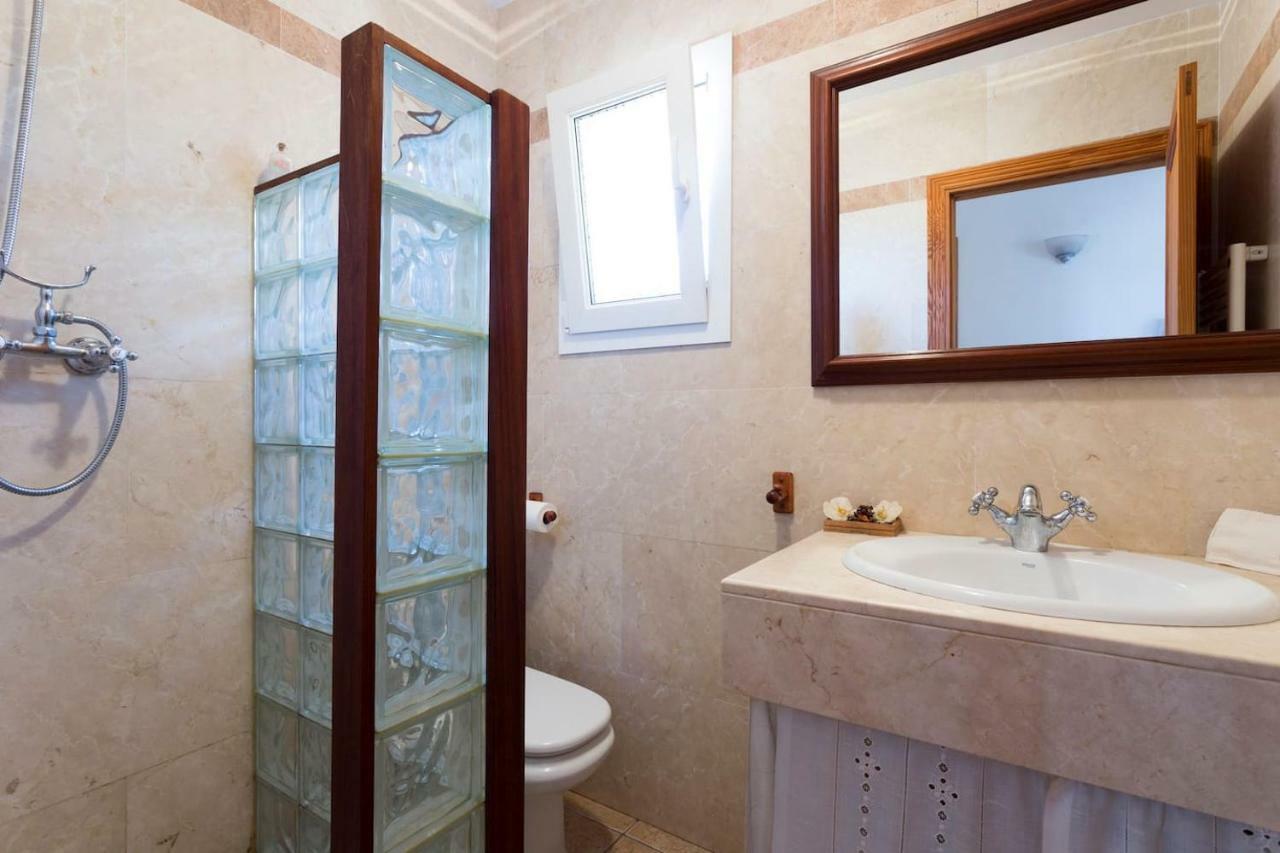 Home In Tramuntana Port des Canonge 外观 照片