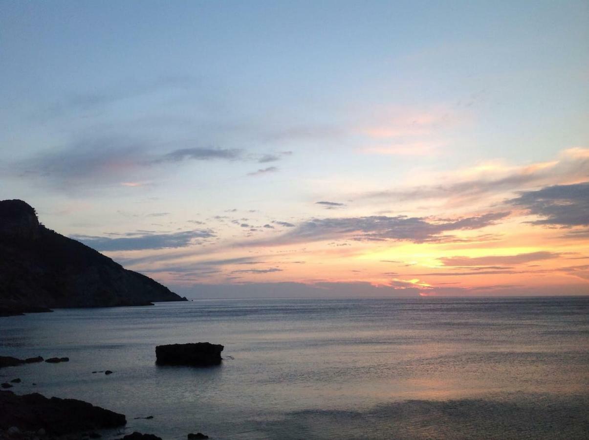 Home In Tramuntana Port des Canonge 外观 照片